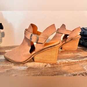 Lucky Brand Heels